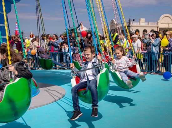 Kids Swing Rides In Moldova 